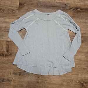 Women's Hummingbird Tan Long Sleeve Top Size Medium